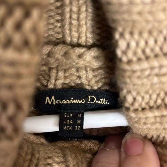 Massimo Dutti cable knit wool blend poncho size M - Picture 2 of 7